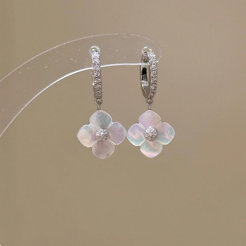 仿白贝母花朵吊坠耳环女款轻奢小众设计高级感耳钉独特漂亮耳饰夏,饰品/流行首饰/时尚饰品新,耳环,淘宝优惠券,粉丝福利购,淘宝优惠卷