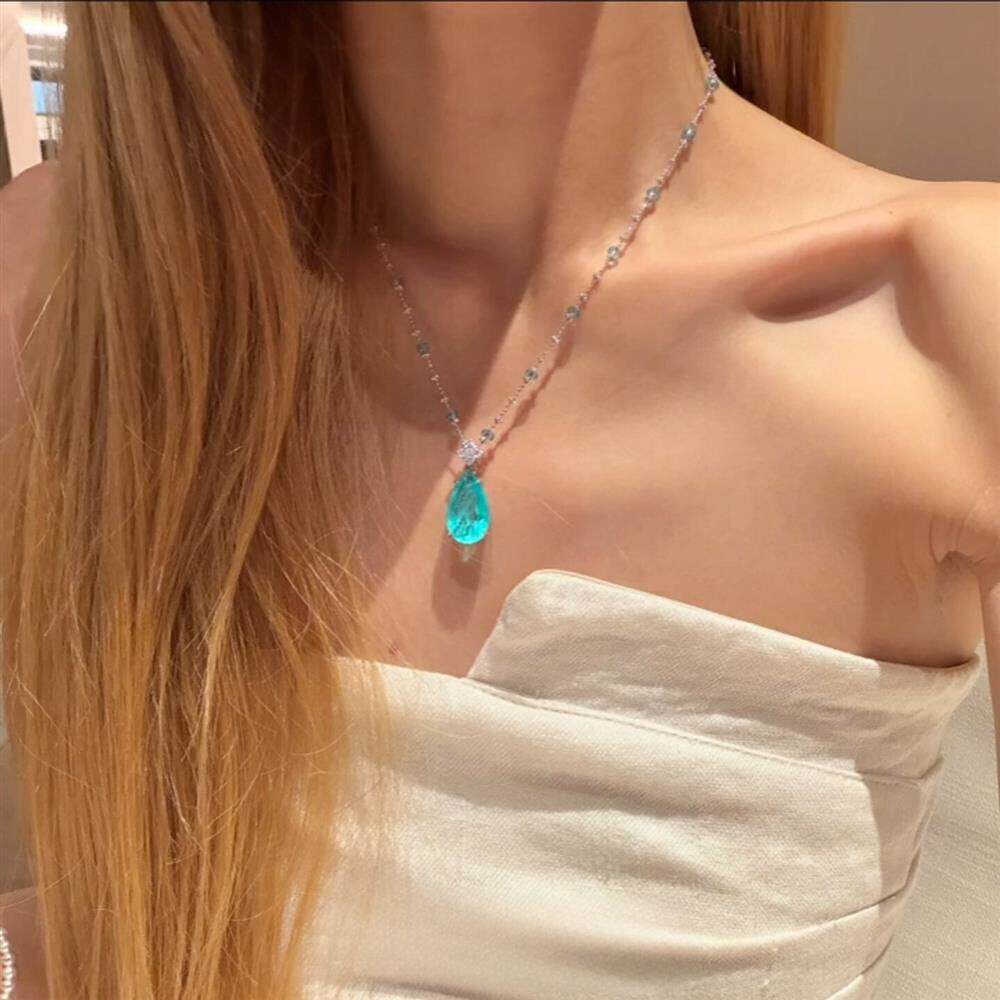 海蓝色水滴项链女2026新款轻奢小众设计感百搭气质精致配饰锁骨链