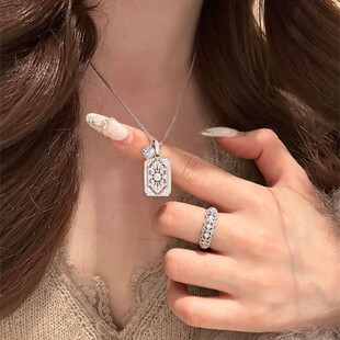 S925纯银满钻无事牌项链女2026新款爆款高级感气质百搭锁骨链配饰