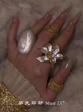 中古郁金香花朵戒指女2026新款