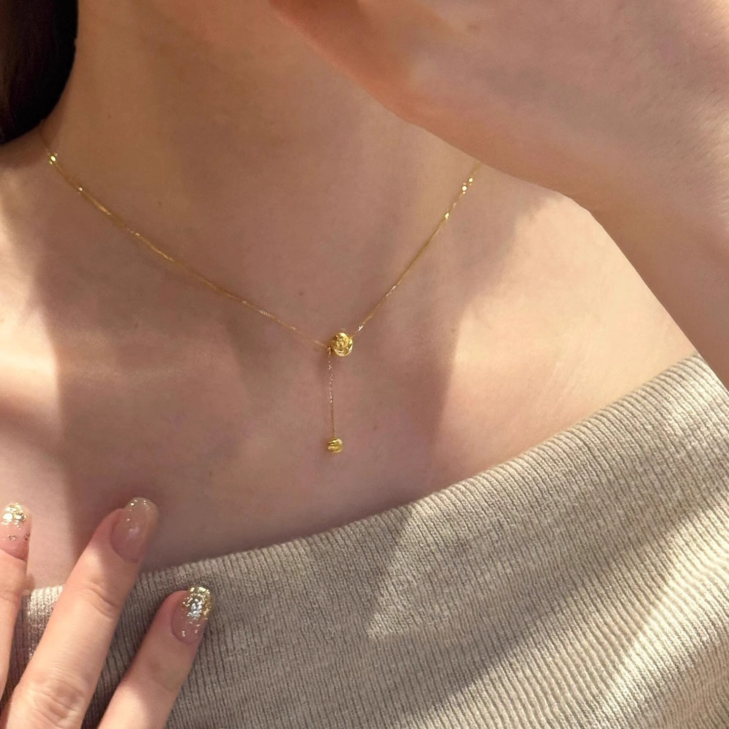 钛钢不掉色金珠吊坠项链2025新爆款轻奢小众高级感蛇骨链颈链配饰,饰品/流行首饰/时尚饰品新,项链,淘宝优惠券,粉丝福利购,淘宝优惠卷