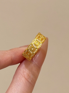 金色镂空仿满钻钱币戒指气质百搭