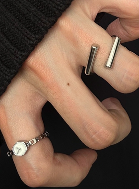 反方向的钟戒指2026新款气质百搭