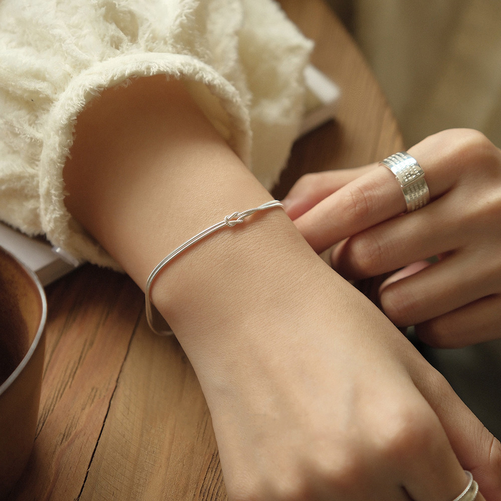 双层蛇骨手链女生款轻奢小众精致高级感手串气质百搭绳结手饰闺蜜,饰品/流行首饰/时尚饰品新,手链,淘宝优惠券,粉丝福利购,淘宝优惠卷