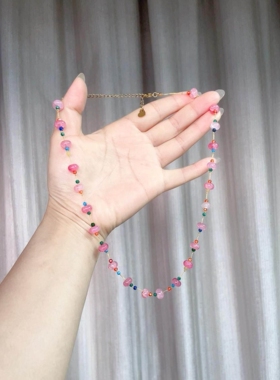 多巴胺粉色串珠项链女配饰轻奢