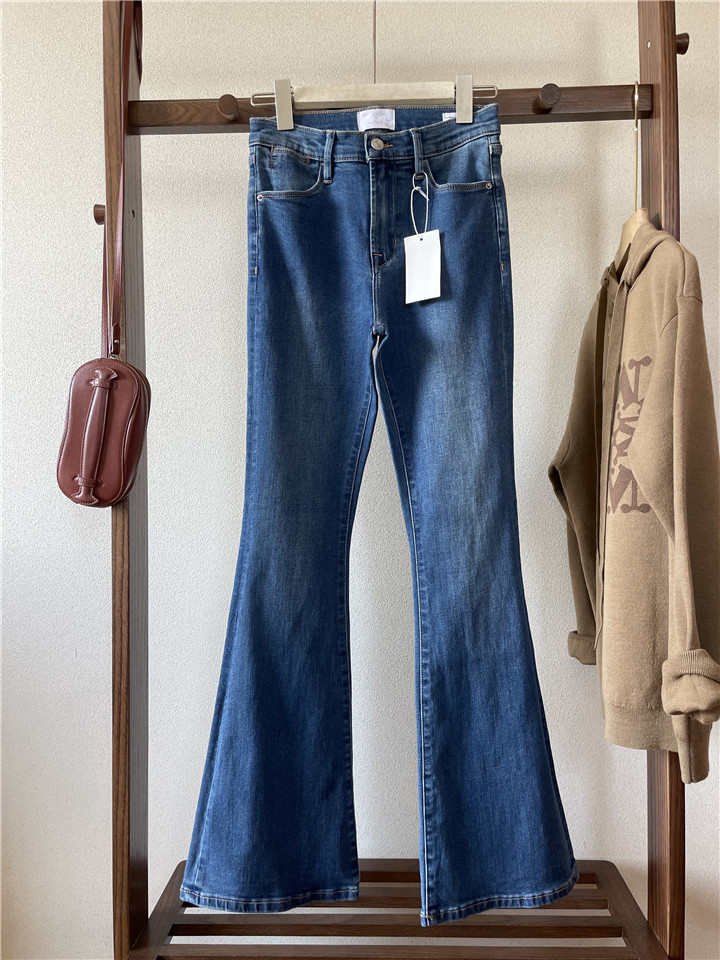 怀旧蓝高腰修身长款喇叭牛仔裤女