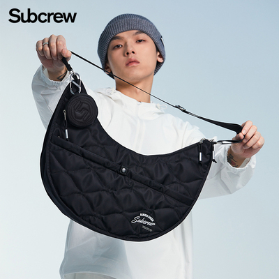 Subcrew潮牌日系菱格夹棉斜挎包