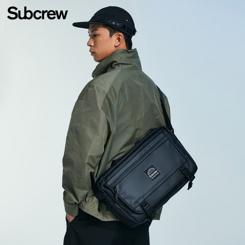 Subcrew大容量15.6寸电脑斜挎包