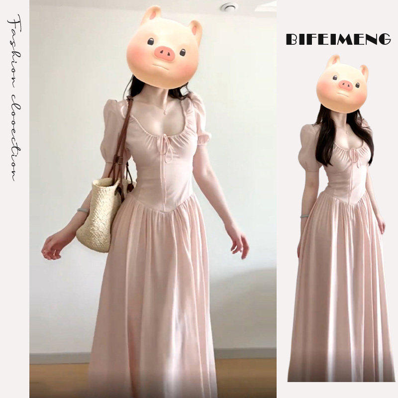 粉色法式温柔风方领连衣