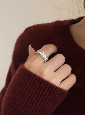 S925纯银蕾丝花边拉丝戒指轻奢中古vintage雕花镂空气质高级感