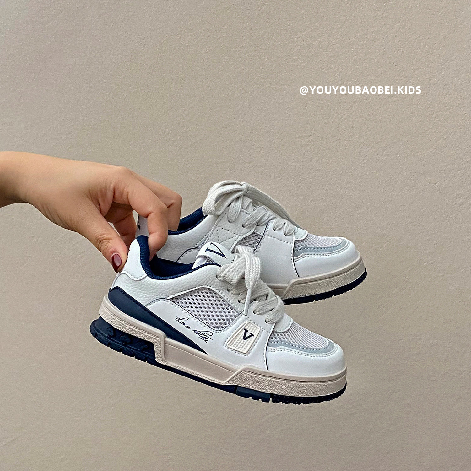 男童板鞋儿童网面运动鞋女童休闲鞋春夏透气软底中大童时尚亲子鞋