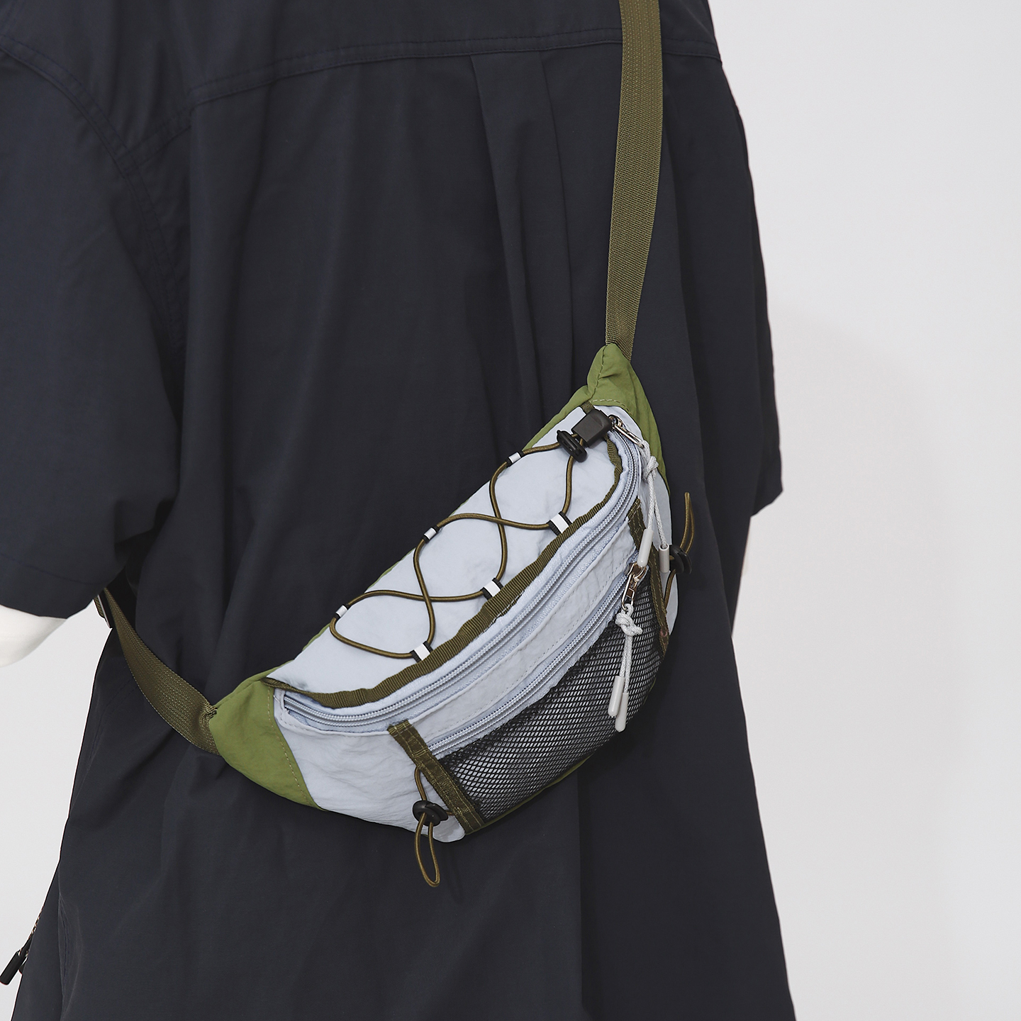 潮牌撞色胸包户外运动斜挎包