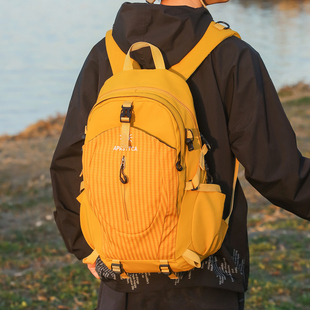 户外登山包女徒步爬山装备旅游轻便背包男士旅行书包大容量双肩包