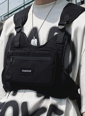 潮牌战术包机能马甲包休闲个性男士包包ins背心包男胸包工装背包