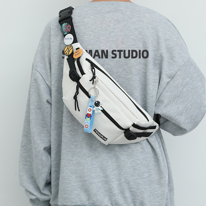 斜挎包男款潮牌胸包小背包