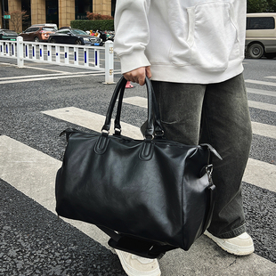 健身包男士复古PU单肩斜挎包手提旅行包大容量短途出差旅游行李袋