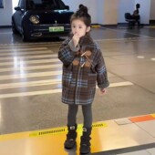 新款 女童秋冬款 呢子大衣2025秋冬季 儿童牛角扣保暖加绒连帽外套潮