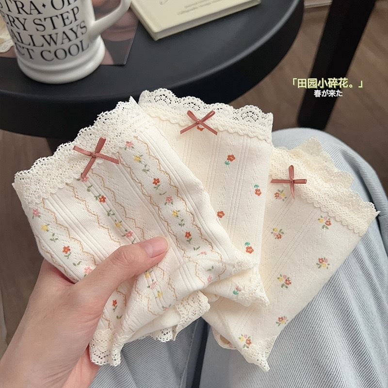 日系10A抑菌少女纯棉内裤女士碎花透气加长底裆中腰包臀三角裤女,女士内衣/男士内衣/家居服,女三角裤,淘宝优惠券,粉丝福利购,淘宝优惠卷