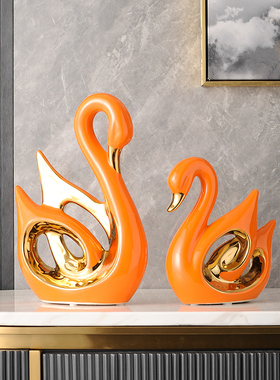 现代简约家居工艺品摆件创意天鹅酒柜电视柜玄关动物陶瓷装饰品