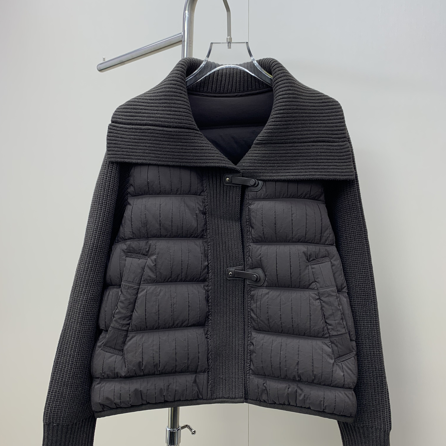 BZG 磁吸扣针织翻领羽绒服女2025冬新款90白鸭绒轻薄短款时尚外套