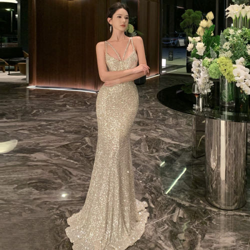 晚宴人鱼小连衣裙重工订婚连衣裙露腰礼服闪亮party长裙片姬爆