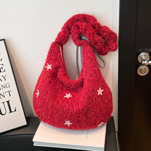 韩系大容量毛绒星星斜挎包带拉链