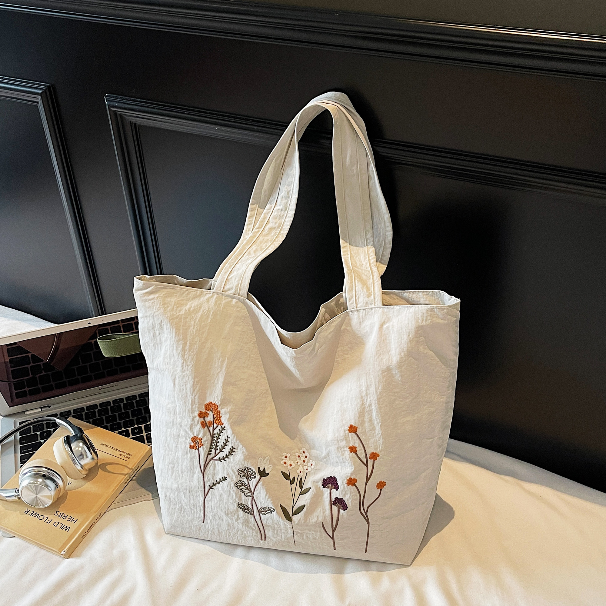 刺绣帆布包大容量单肩休闲托特包