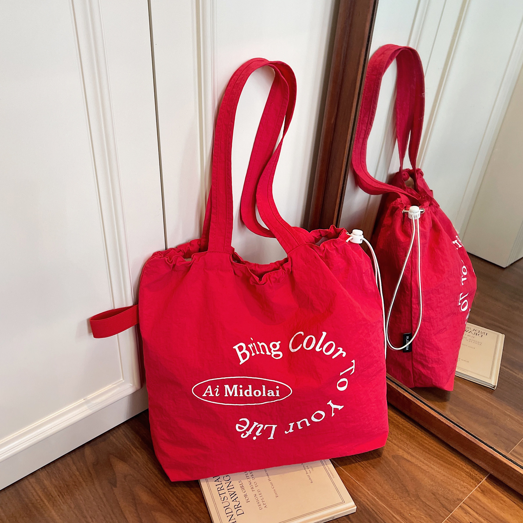 夏季新款红色托特包包女轻便简约尼龙布袋大容量通勤度假单肩包潮