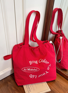 夏季新款红色托特包包女轻便简约尼龙布袋大容量通勤度假单肩包潮