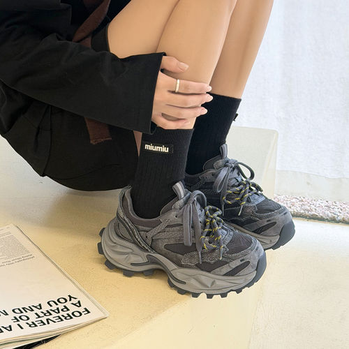 悦女鞋2026秋冬新款女鞋老爹鞋加绒增高厚底时尚百搭舒适轻便保暖