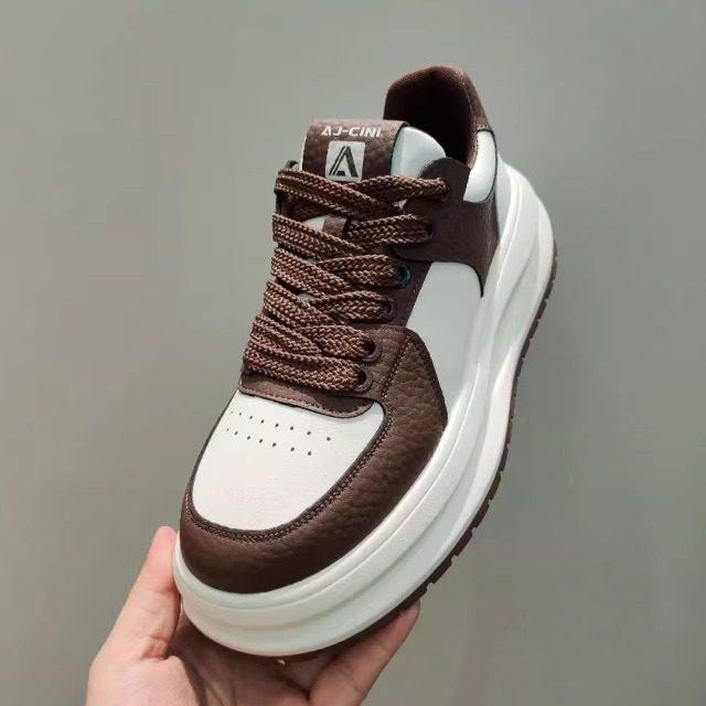 A男鞋2026新款休闲鞋时尚百搭舒适韩版潮鞋增高防滑板鞋皮面,流行男鞋,时尚休闲鞋,淘宝优惠券,粉丝福利购,淘宝优惠卷