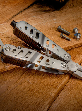 5.11战术户外LE EMT多功能工具钳51150野营511组合12合一EDC折叠