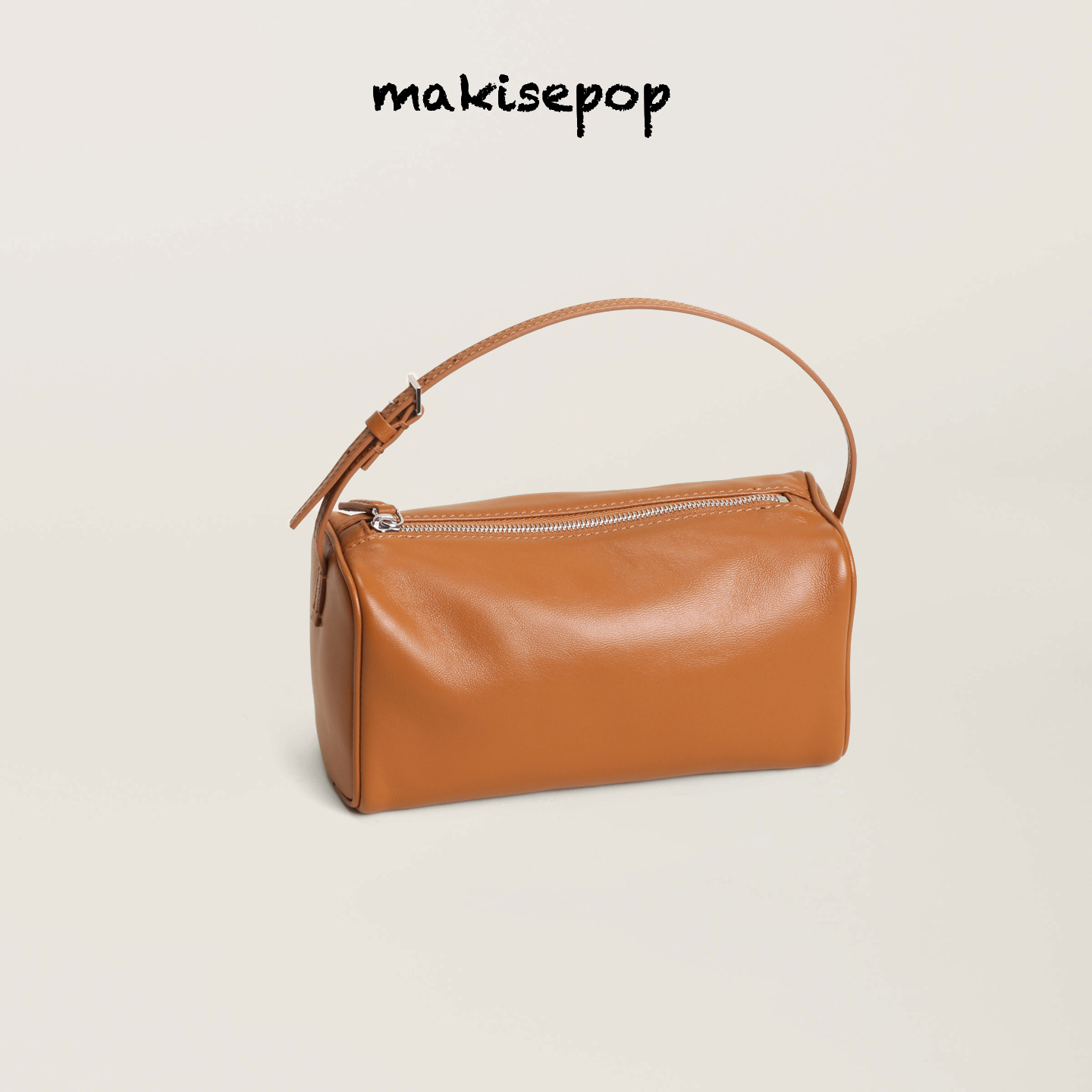 免费多送一条肩带,可斜挎