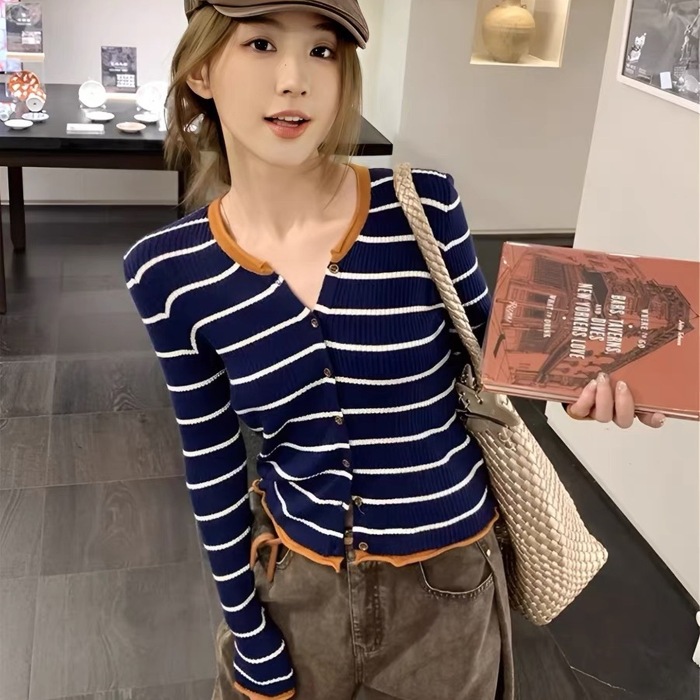 条纹长袖圆领针织开衫女春秋冬新款修身显瘦外套打底毛衣外套上衣