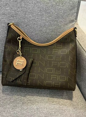 菲安妮专柜正品2026新款时尚百搭单肩斜挎包女FAAFIFS262