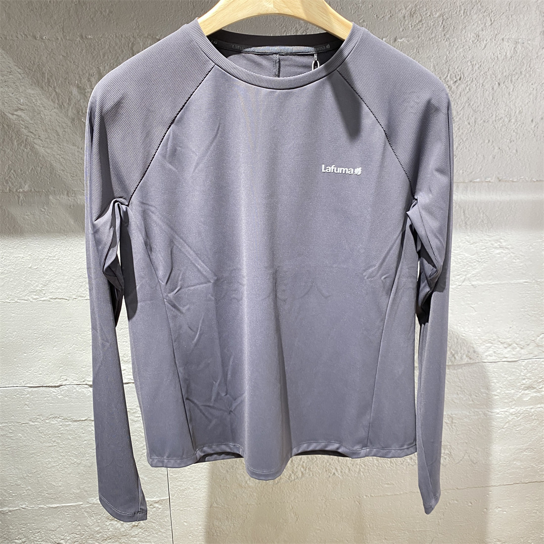 Lafuma乐飞叶国内专柜正品代购25年秋款女装圆领长袖T恤LFTS5CL80
