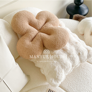 M.life 北欧ins风抱枕抱枕套可爱四叶草坐垫椅垫沙发床头靠垫含芯