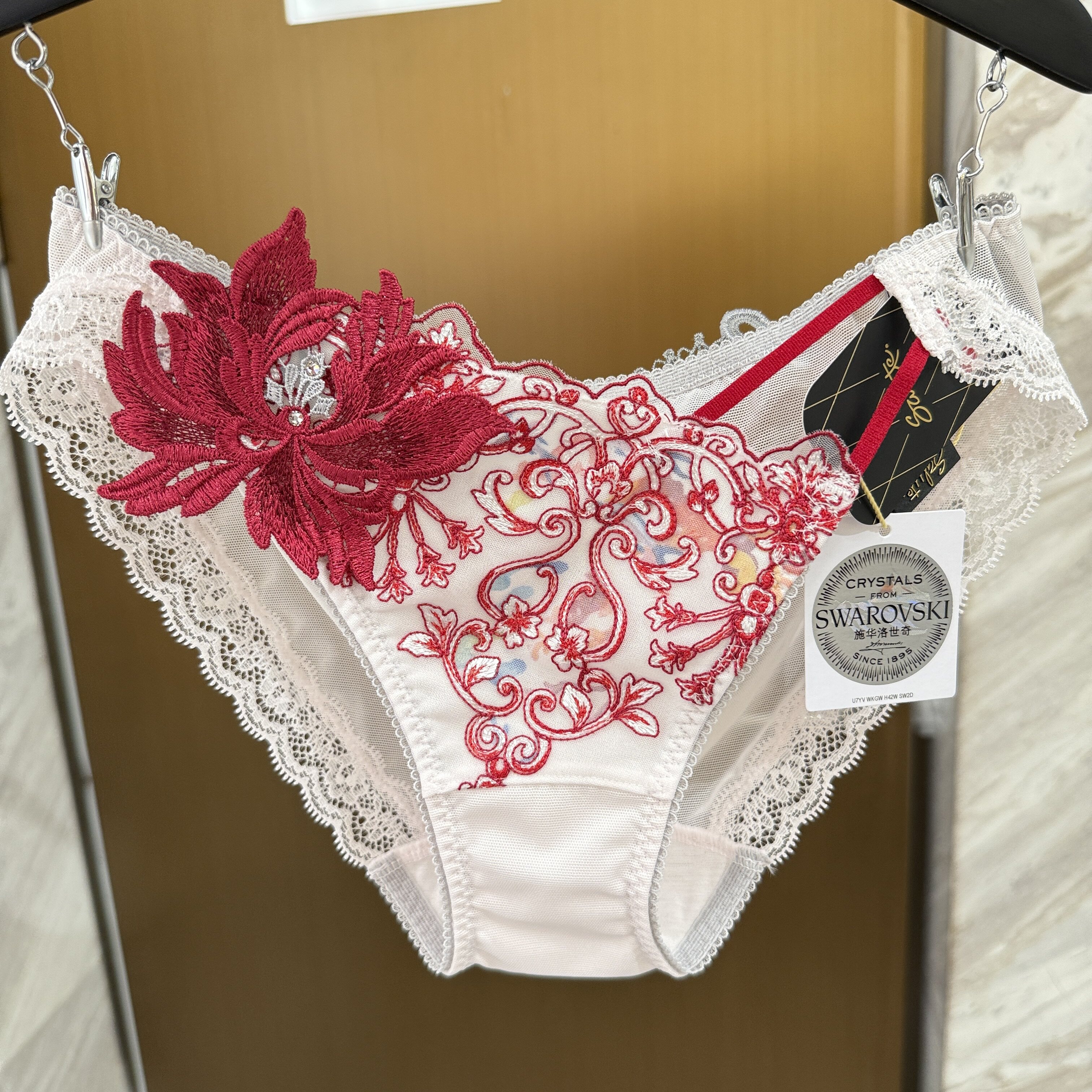 专柜直邮Salute莎露特LP38G6日产女式刺绣三角内裤LB38G6配780