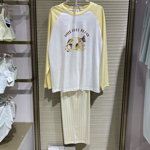 IM46CAT1爱美丽舒适女全棉小猫双面布圆领套头长袖长裤套装