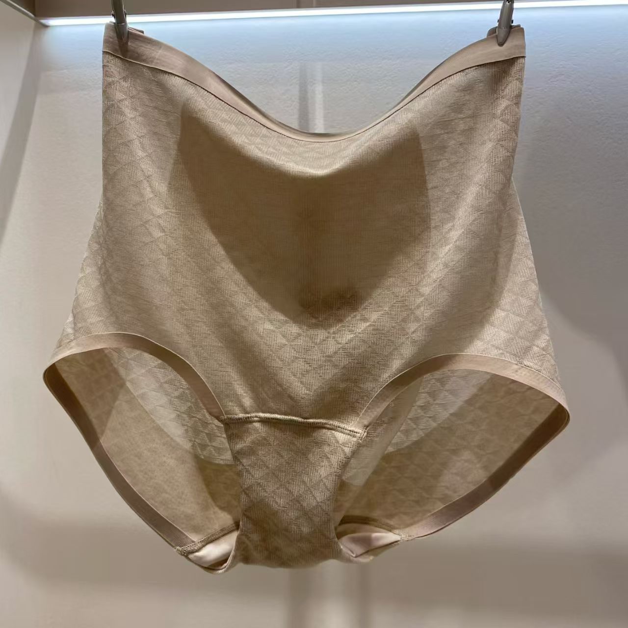 专柜直邮爱慕美体26春夏AD330711凉塑高腰平角舒适收腹轻塑内裤