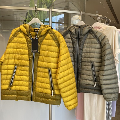 爱慕漫野系列ZBN81NV3排骨羽绒服700蓬短款鹅绒轻量羽绒服2280