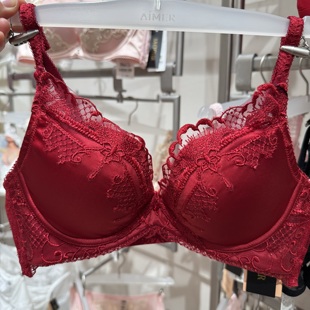 LC11XJ1兰卡文3 4中厚杯聚拢文胸LC13XJ1蕾丝超薄杯文胸