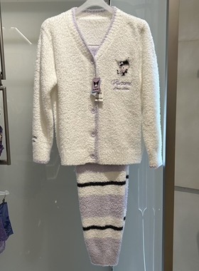 爱慕少女大童酷洛米猫咪半边绒睡衣开衫厚款家居套装AJ143J321。