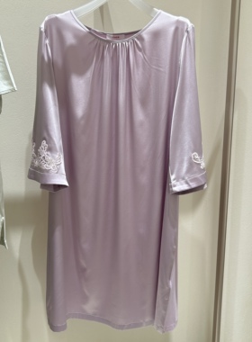 爱慕25春夏新品丝润系列女士桑蚕丝短袖性感家居睡裙AM44A841