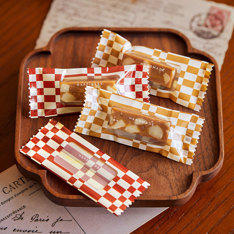 2026马年新年格纹太妃糖果牛扎糖一次性单独加厚独立糖果机封袋子