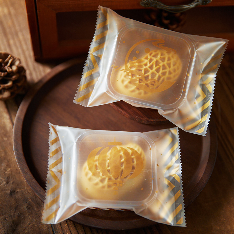 0金色月亮磨砂蛋黄酥烘焙包装袋