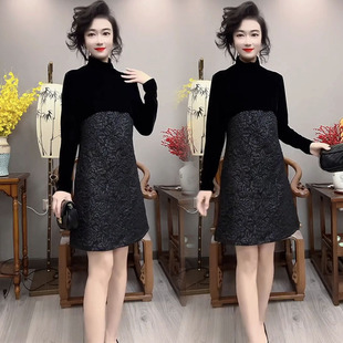 2023秋冬新款气质名媛半高领丝绒拼接a字版连衣裙百搭显瘦打底裙