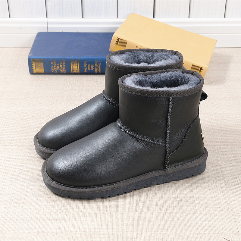 羊皮毛一体雪地靴男士短筒真皮冬季防水加厚纯羊毛东北大码女棉鞋