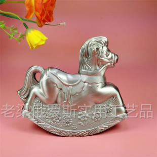 Z2特价俄罗斯锡金属存钱罐储蓄罐古锡色奔腾骏马装饰摆件精致可爱