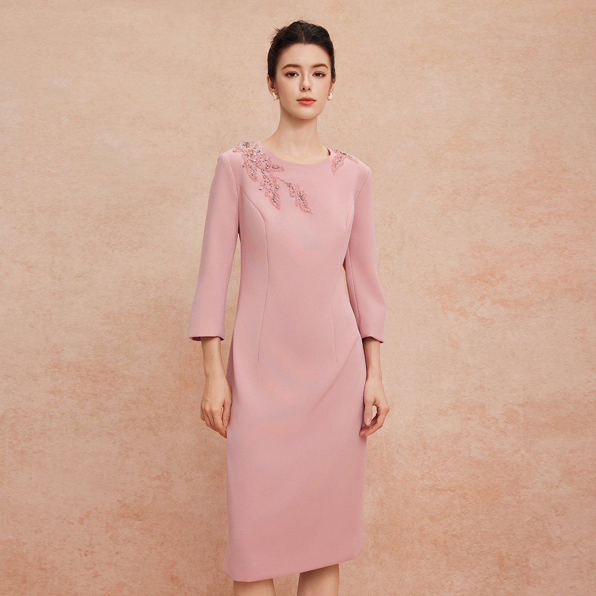 斯尔丽25新款小礼服宴会着装手工立体绣珠收腰直身端庄优雅连衣裙